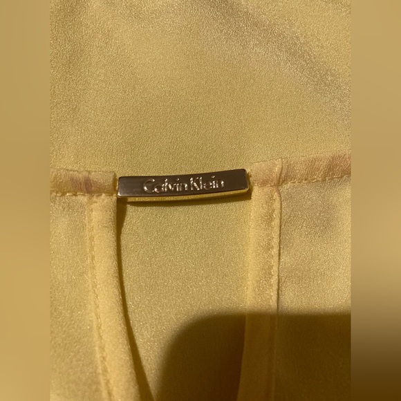 NWOT Ladies Yellow Calvin Klein Blouse - Picture 7 of 16